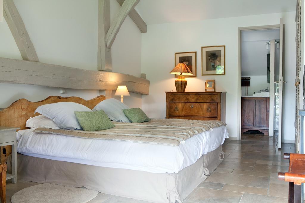 Bed and Breakfast La Ferme De Marie Eugenie Bruailles Exterior foto